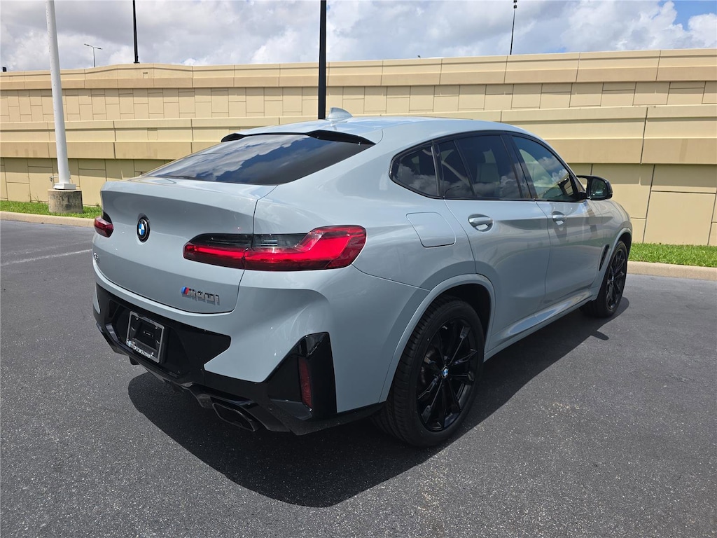 Certified 2024 BMW X4 M40i Coupe