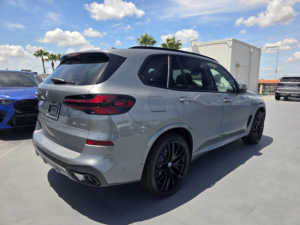 New 2026 BMW X5 sDrive40i SUV
