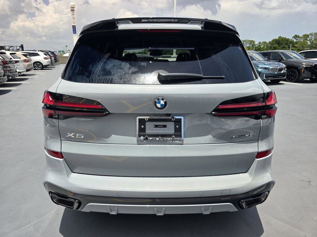 New 2026 BMW X5 xDrive40i SUV