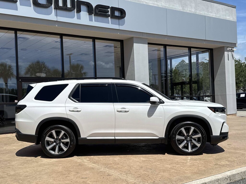 Used 2025 Honda Pilot Touring Touring AWD