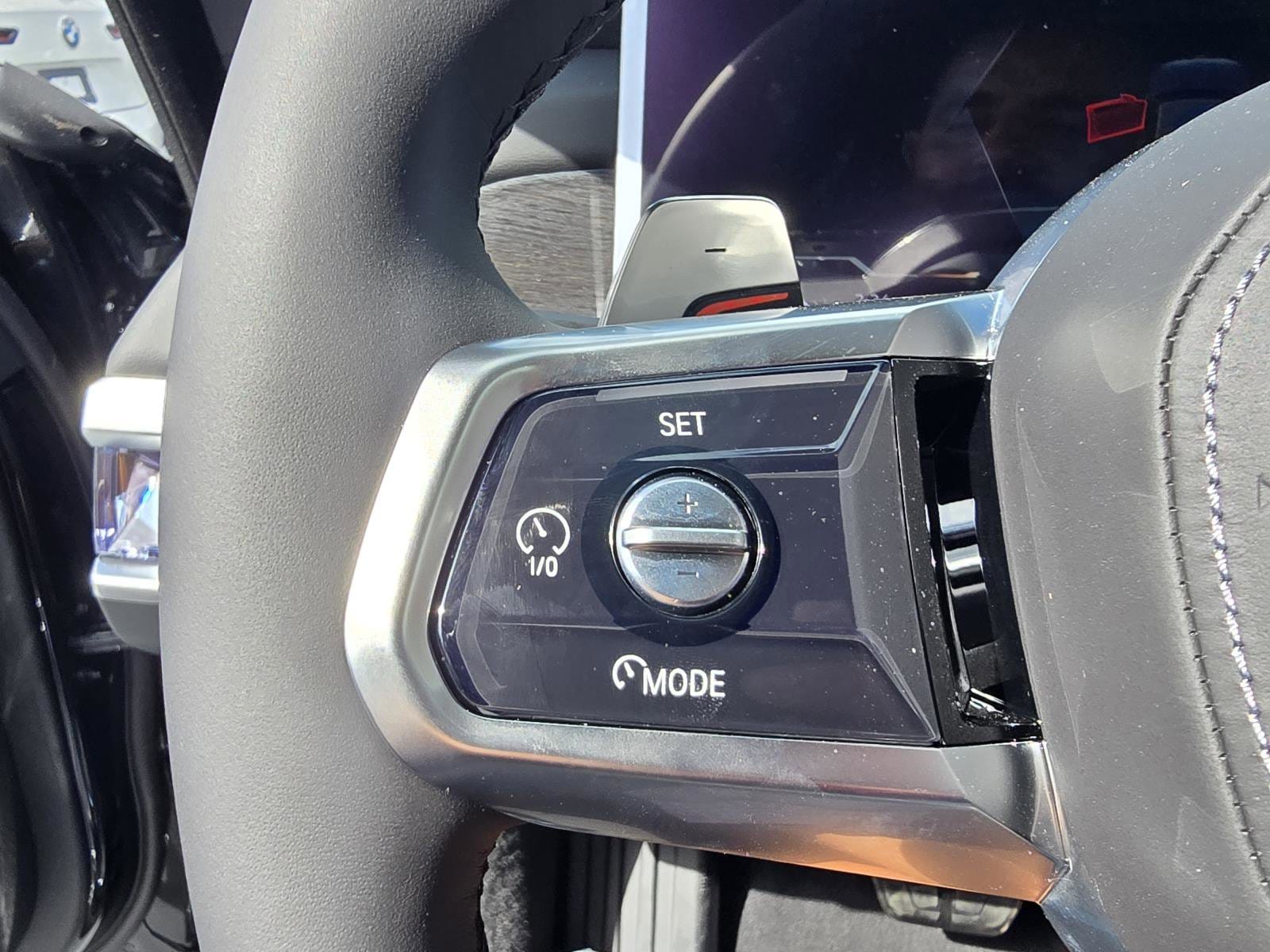 2026 BMW 7 Series 750e - Photo 21