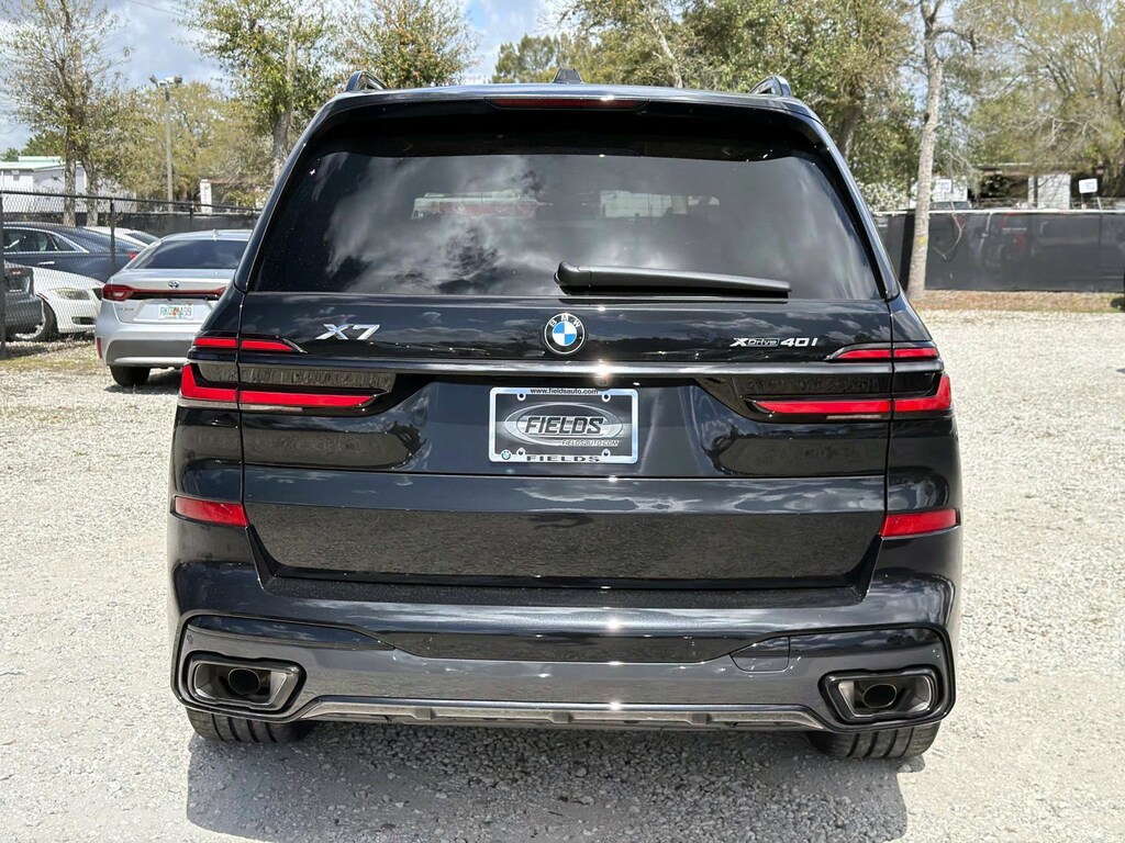 New 2026 BMW X7 xDrive40i SUV