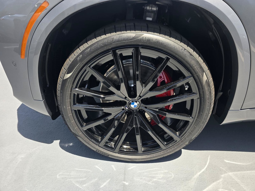 New 2026 BMW X5 sDrive40i SUV