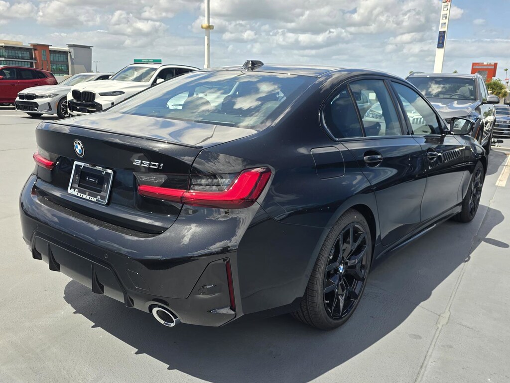 New 2026 BMW 330i 330i Sedan