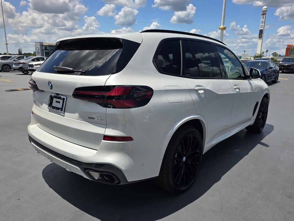 New 2026 BMW X5 sDrive40i SUV