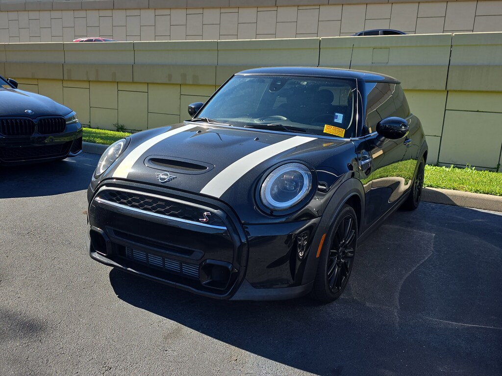 Used 2023 MINI Hardtop 2 Door Cooper S Classic Cooper S Classic FWD *Ltd Avail*