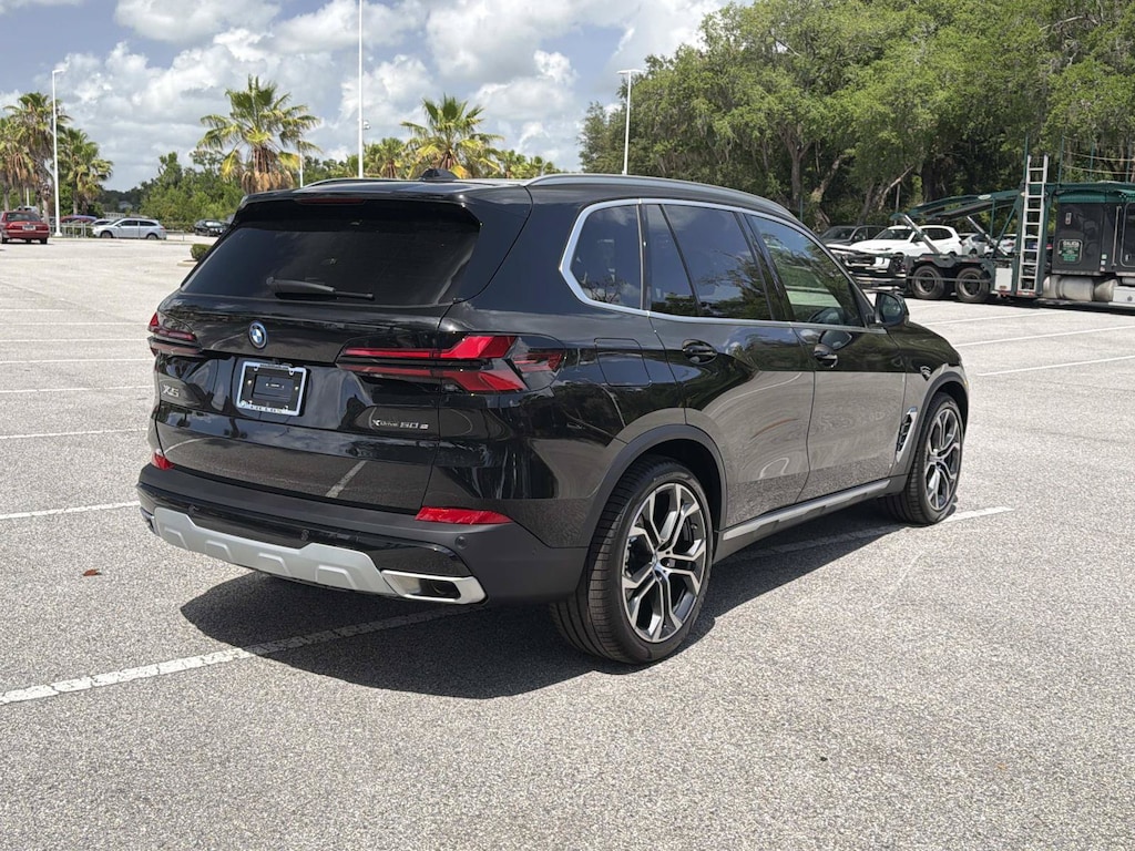 New 2026 BMW X5 PHEV xDrive50e SUV
