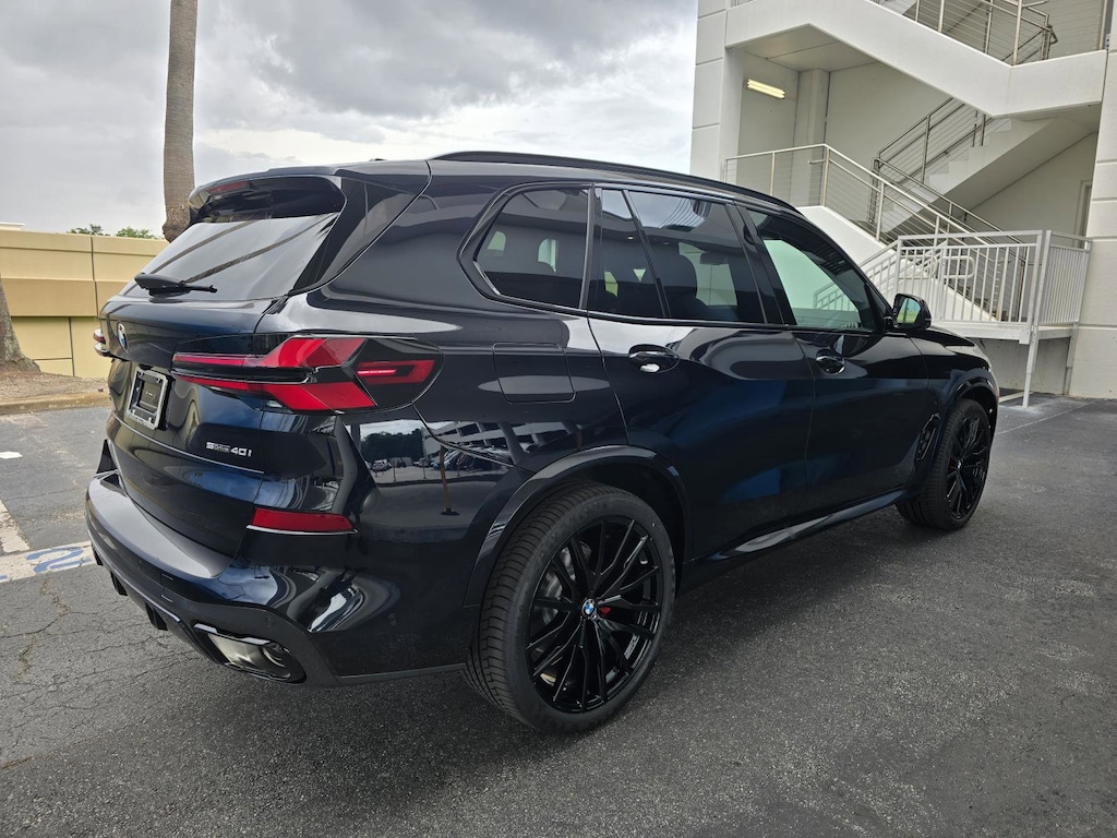 New 2026 BMW X5 sDrive40i SUV