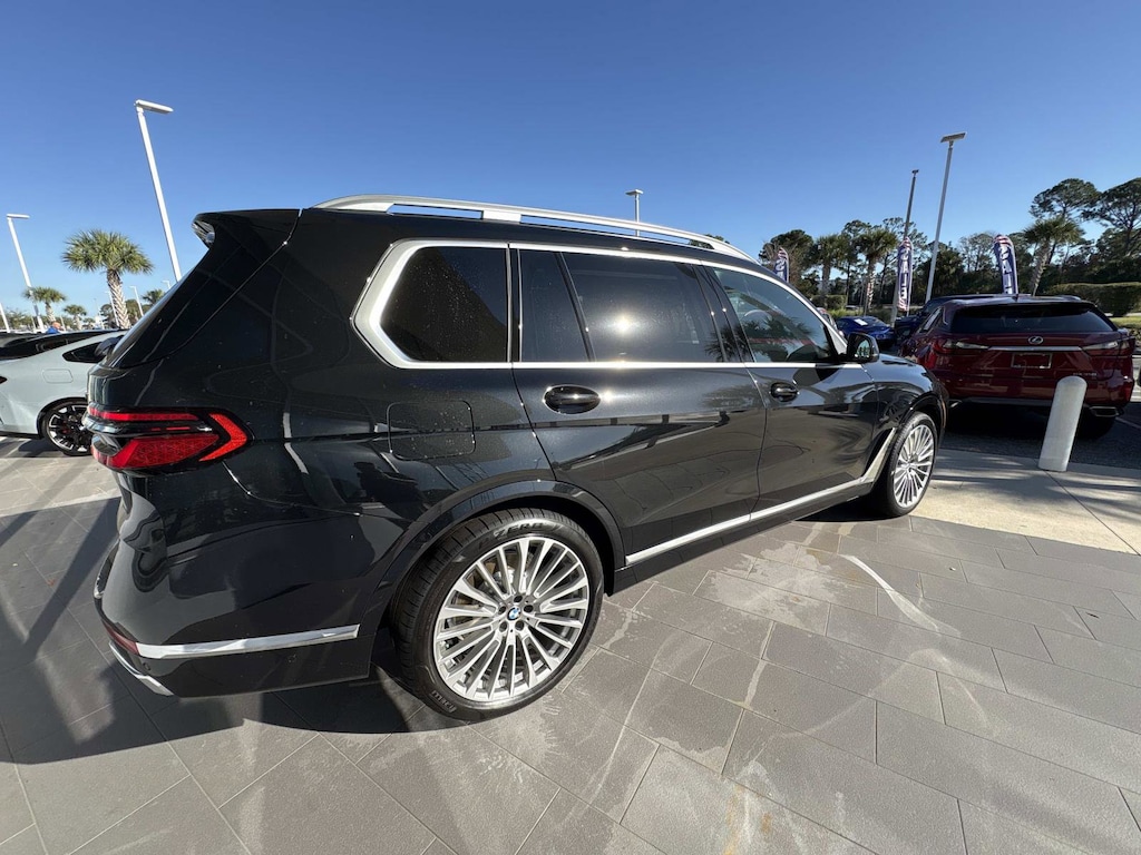 New 2026 BMW X7 xDrive40i SUV