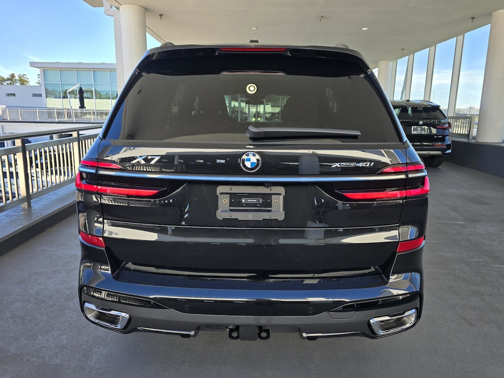New 2026 BMW X7 xDrive40i SUV