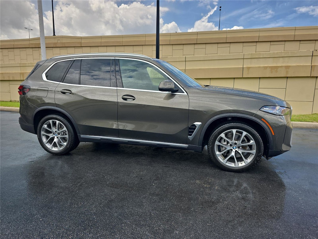 Used 2026 BMW X5 xDrive40i xDrive40i Sports Activity Vehicle