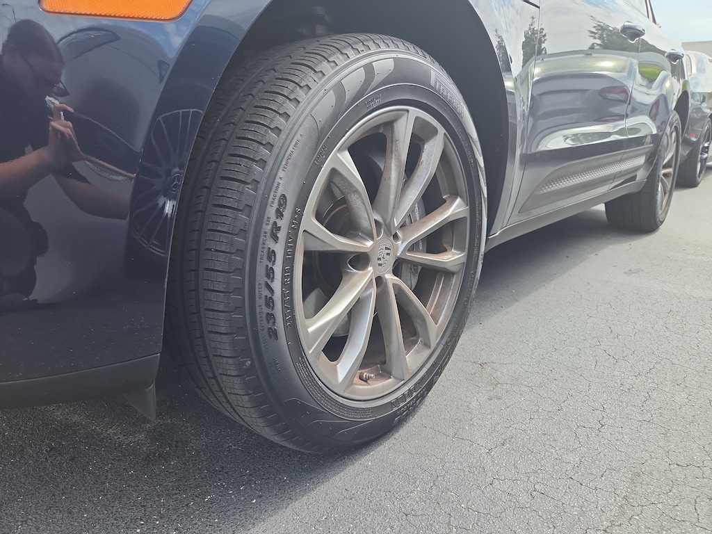 Used 2022 Porsche Macan AWD