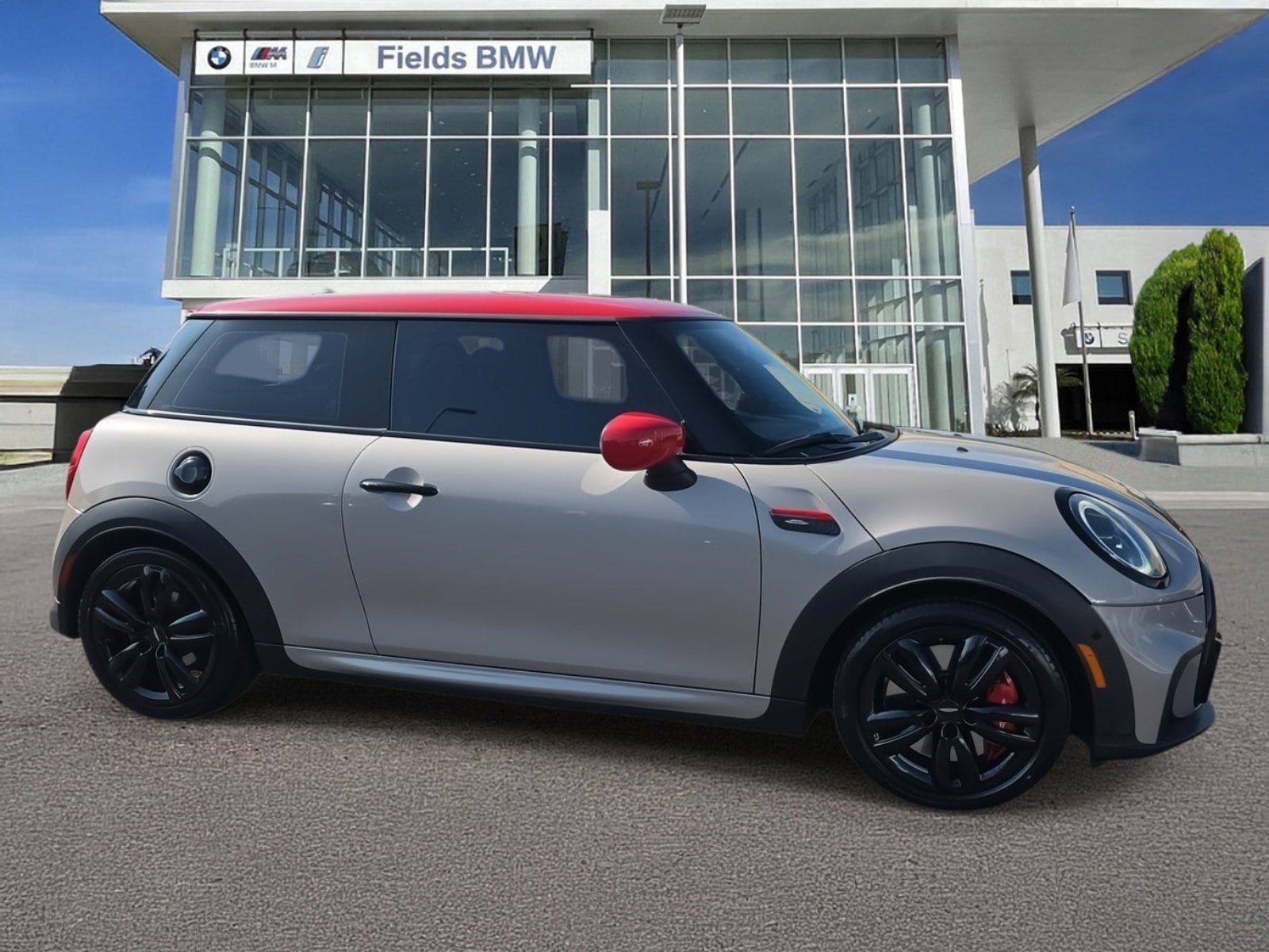 2022 MINI Hardtop 2 Door John Cooper Works's photo
