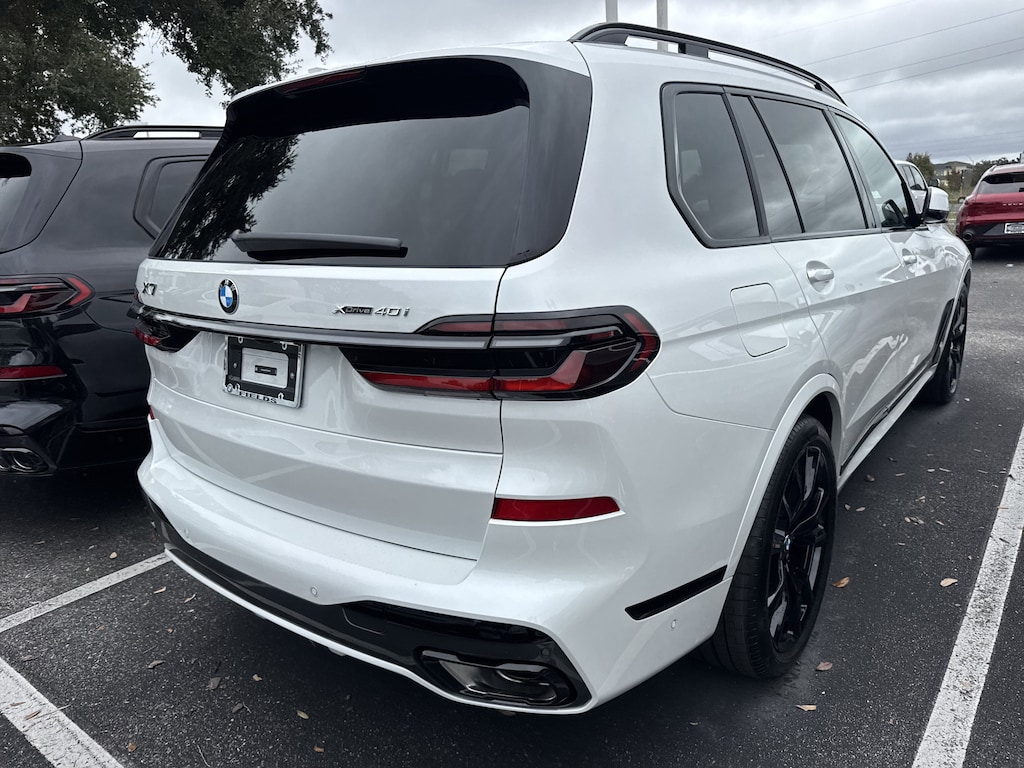 New 2026 BMW X7 xDrive40i SUV