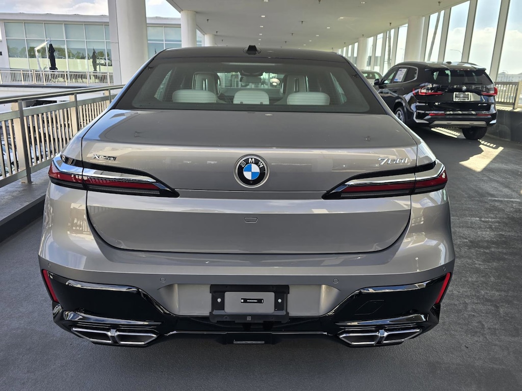 New 2025 BMW 760i xDrive Sedan