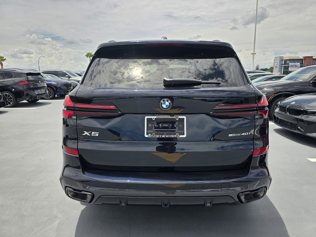 New 2026 BMW X5 sDrive40i SUV