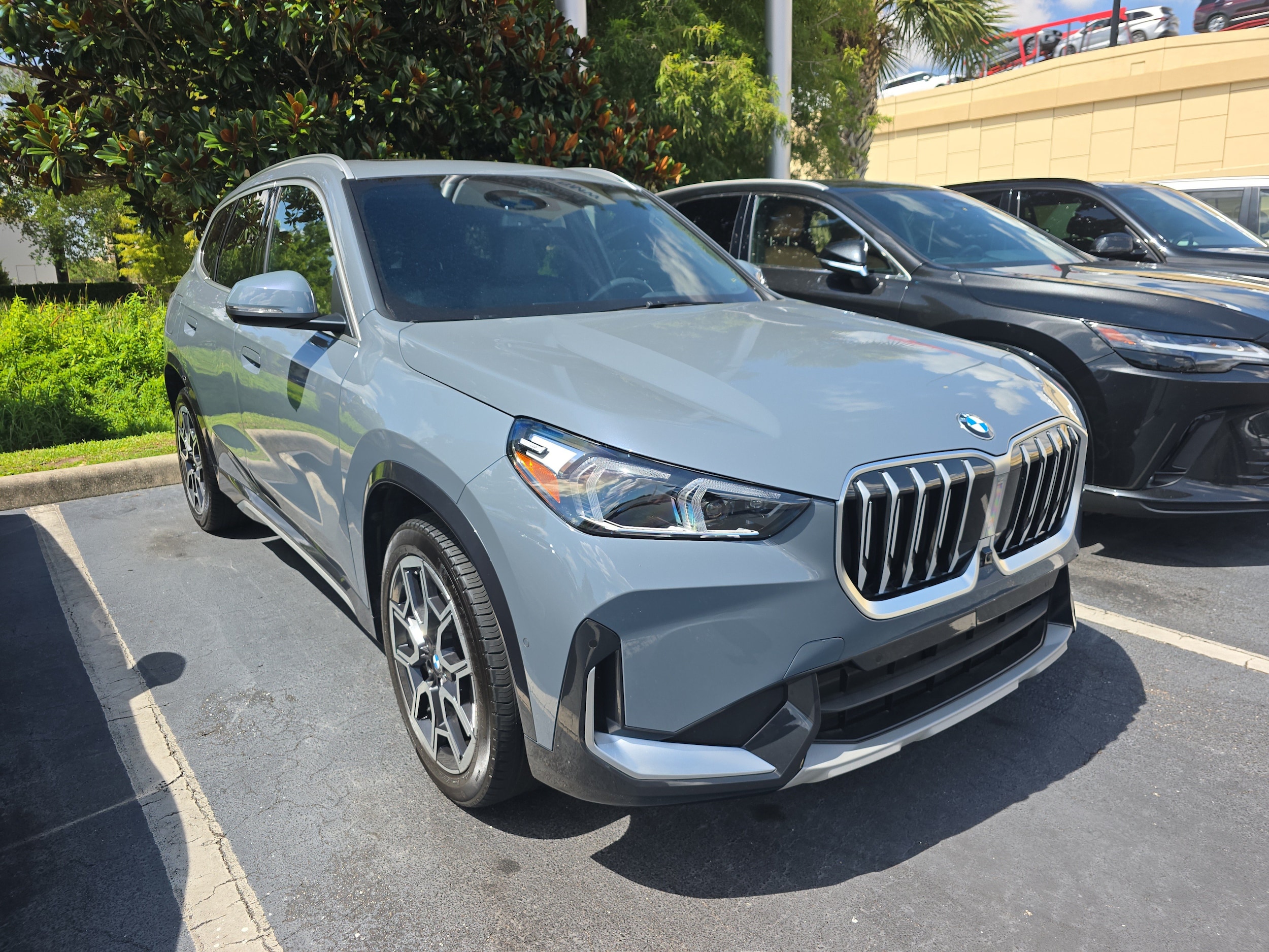 2025 BMW X1 xDrive28i's photo