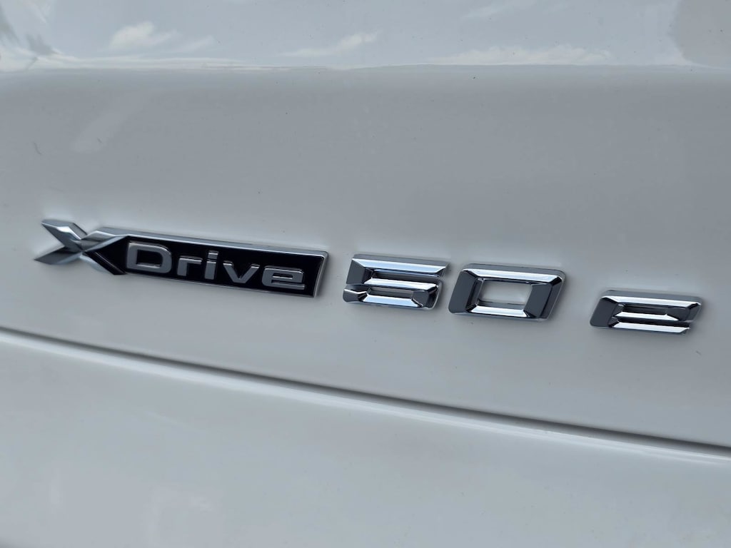 New 2026 BMW X5 PHEV xDrive50e SUV