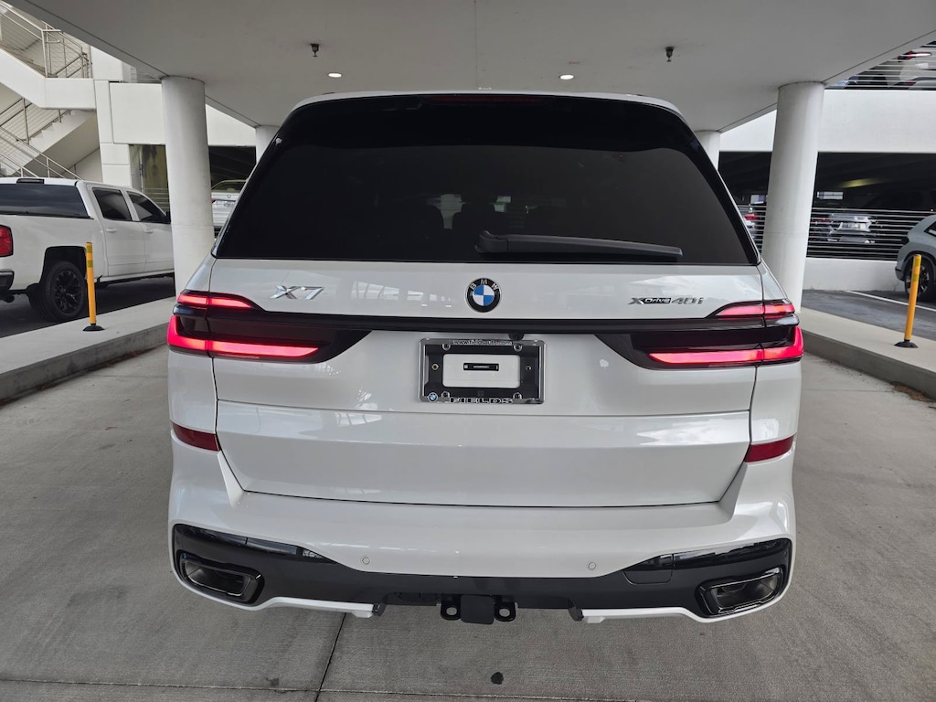 New 2027 BMW X7 xDrive40i SUV