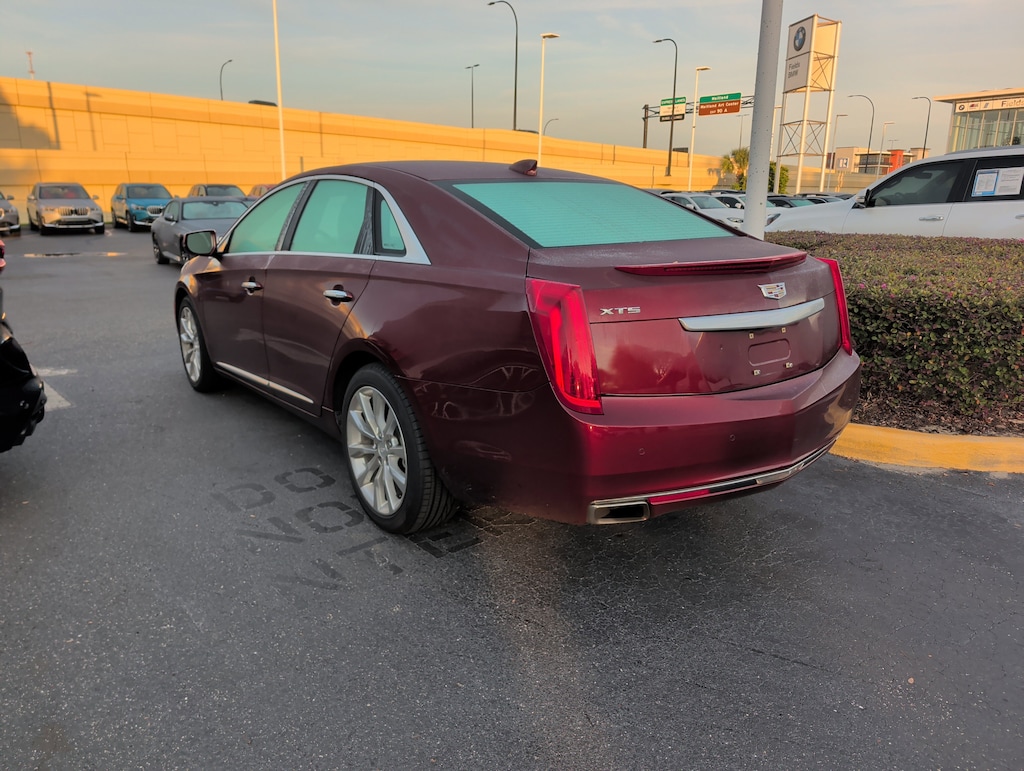 Used 2016 Cadillac XTS Luxury Collection Sedan