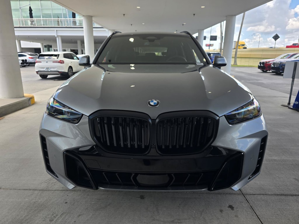 New 2026 BMW X5 sDrive40i SUV
