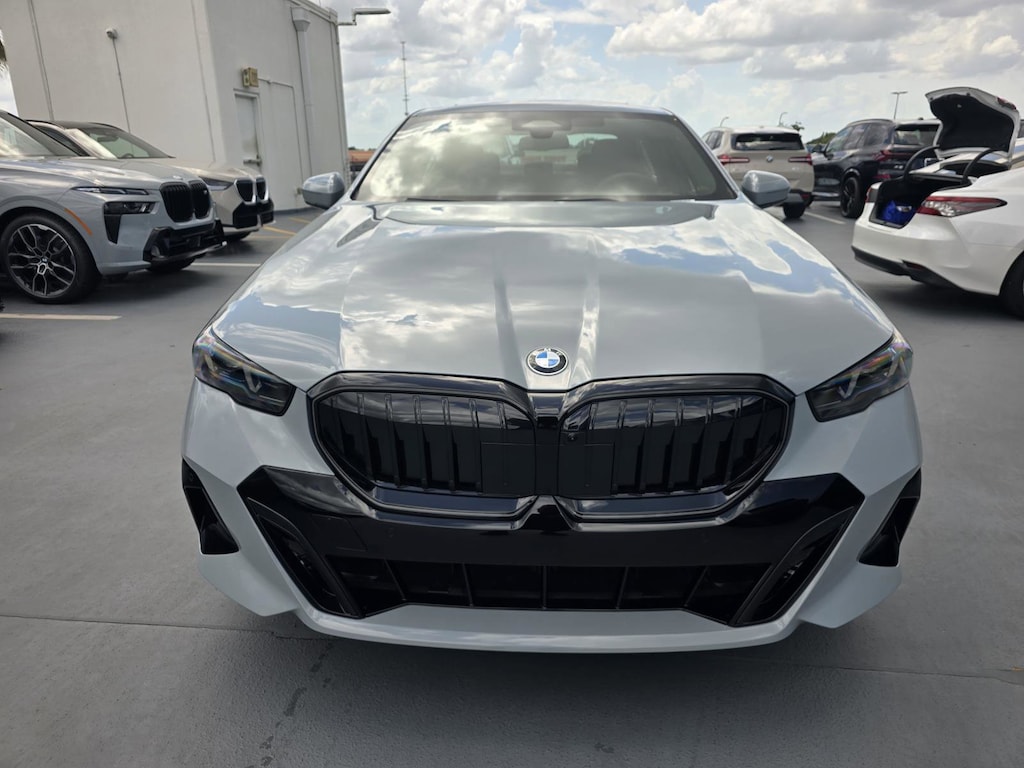 New 2027 BMW 530i Sedan