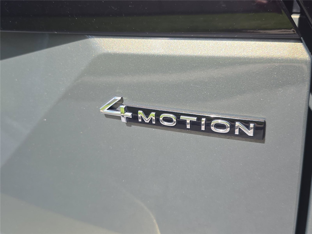 Used 2024 Volkswagen Atlas 2.0T Peak Edition SEL 2.0T Peak Edition SEL 4MOTION