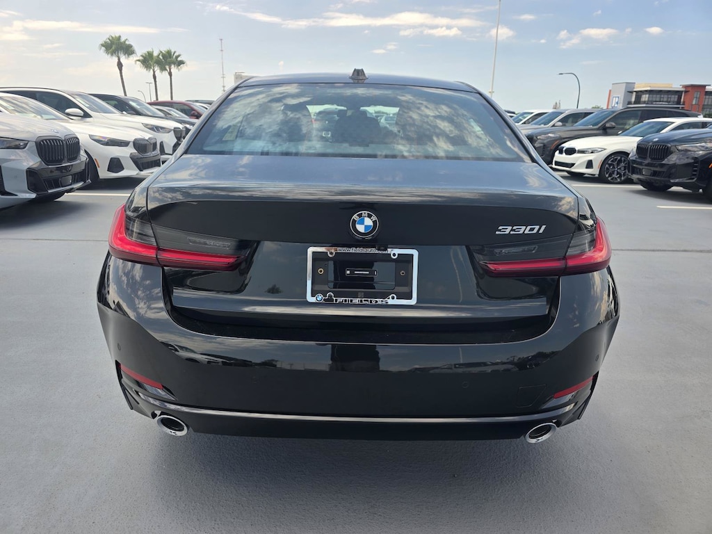 New 2026 BMW 330i Sedan
