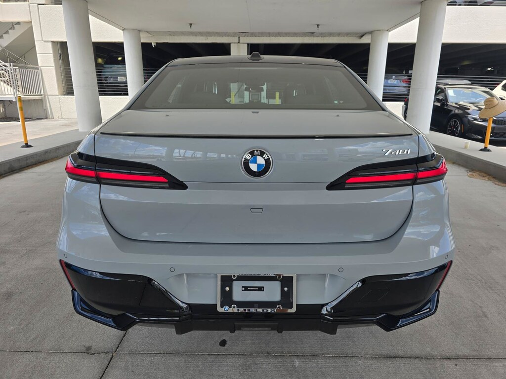New 2026 BMW 740i Sedan