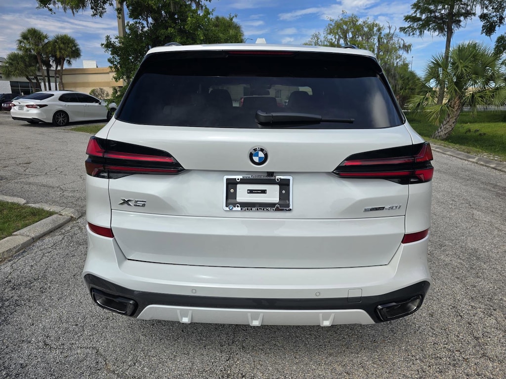New 2026 BMW X5 sDrive40i SUV