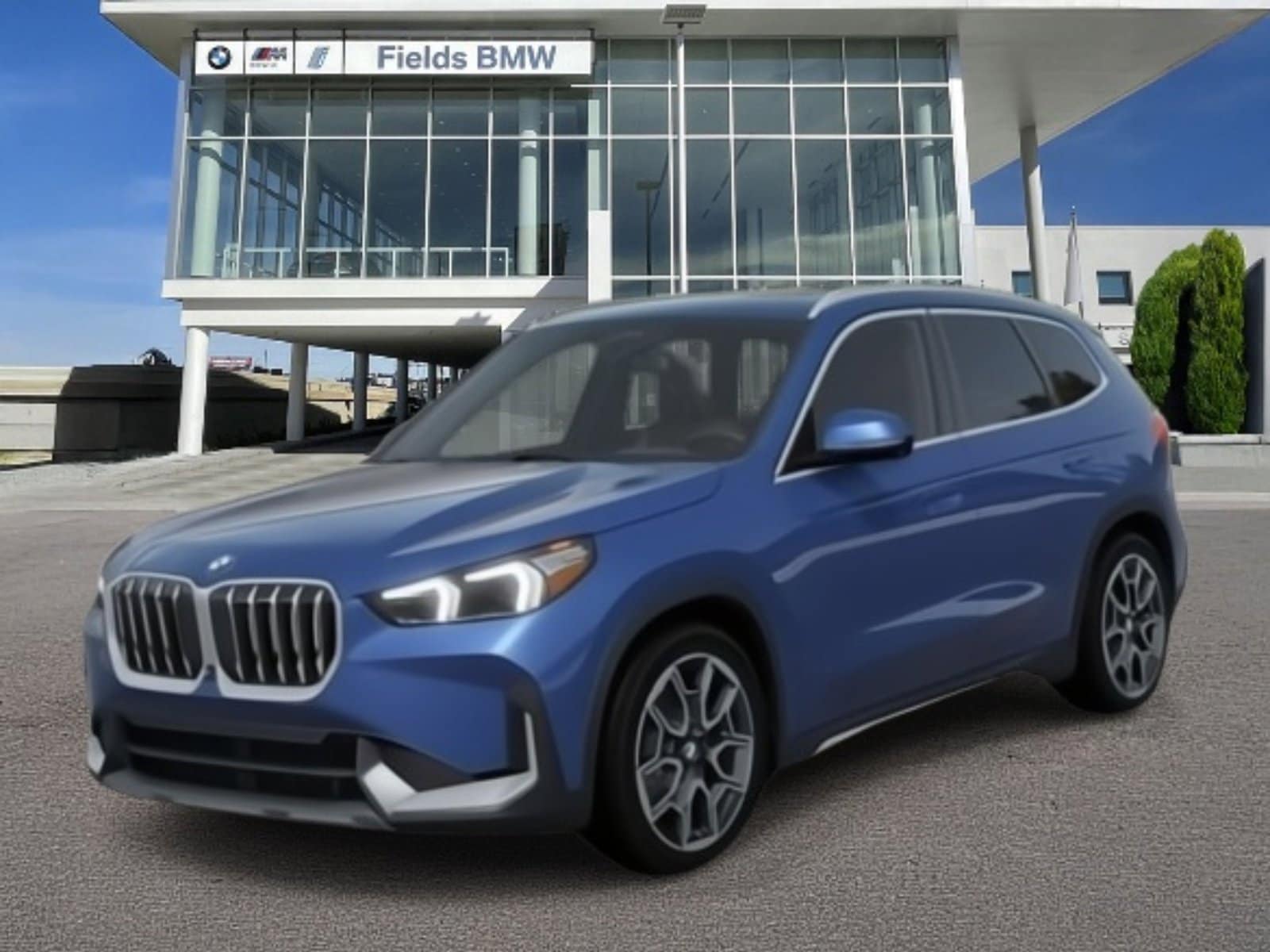 2025 BMW X1 28i's photo