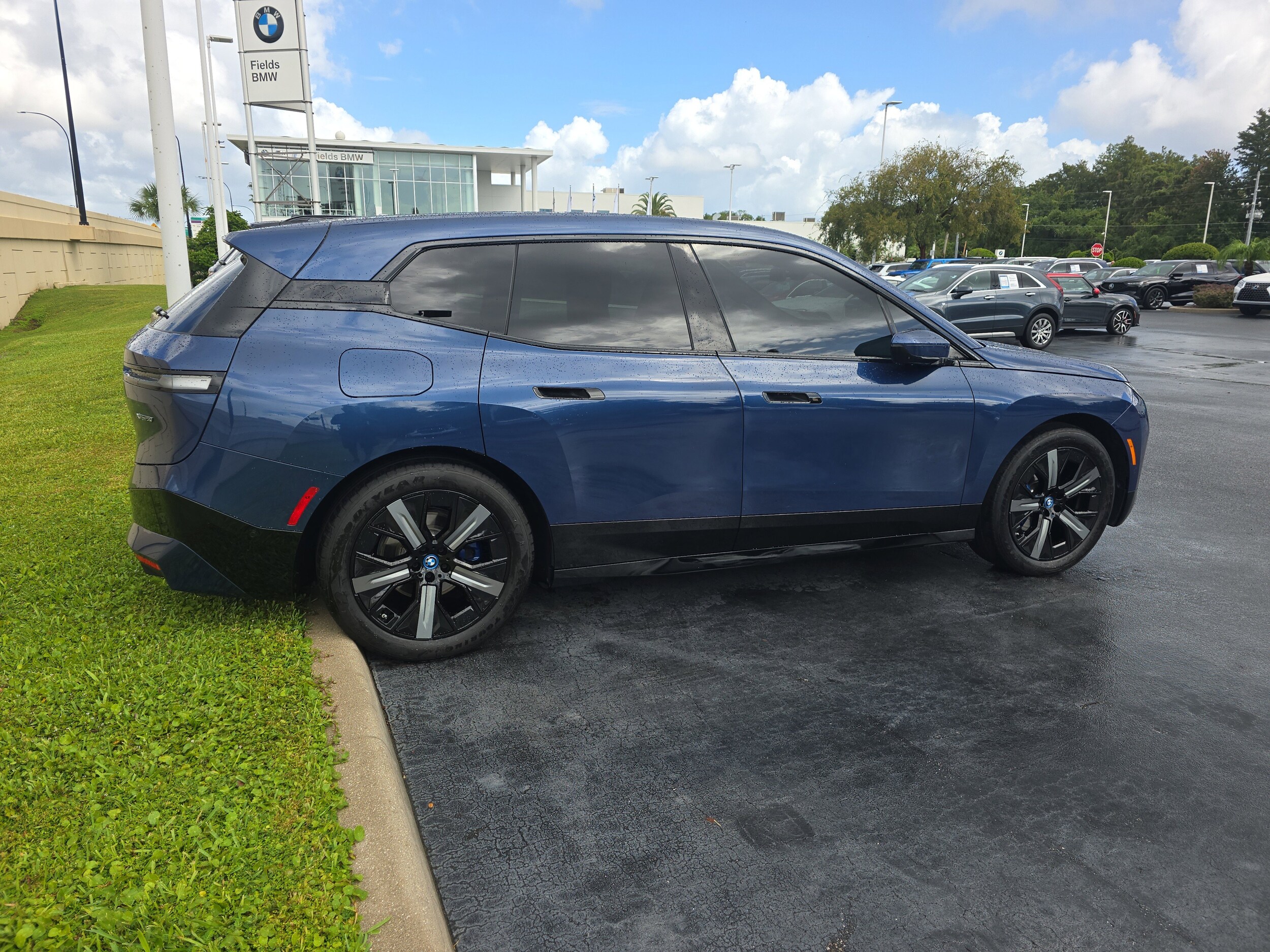 2022 Bmw iX xDrive50i photo 2