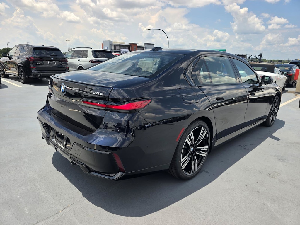 New 2026 BMW 750e xDrive Sedan