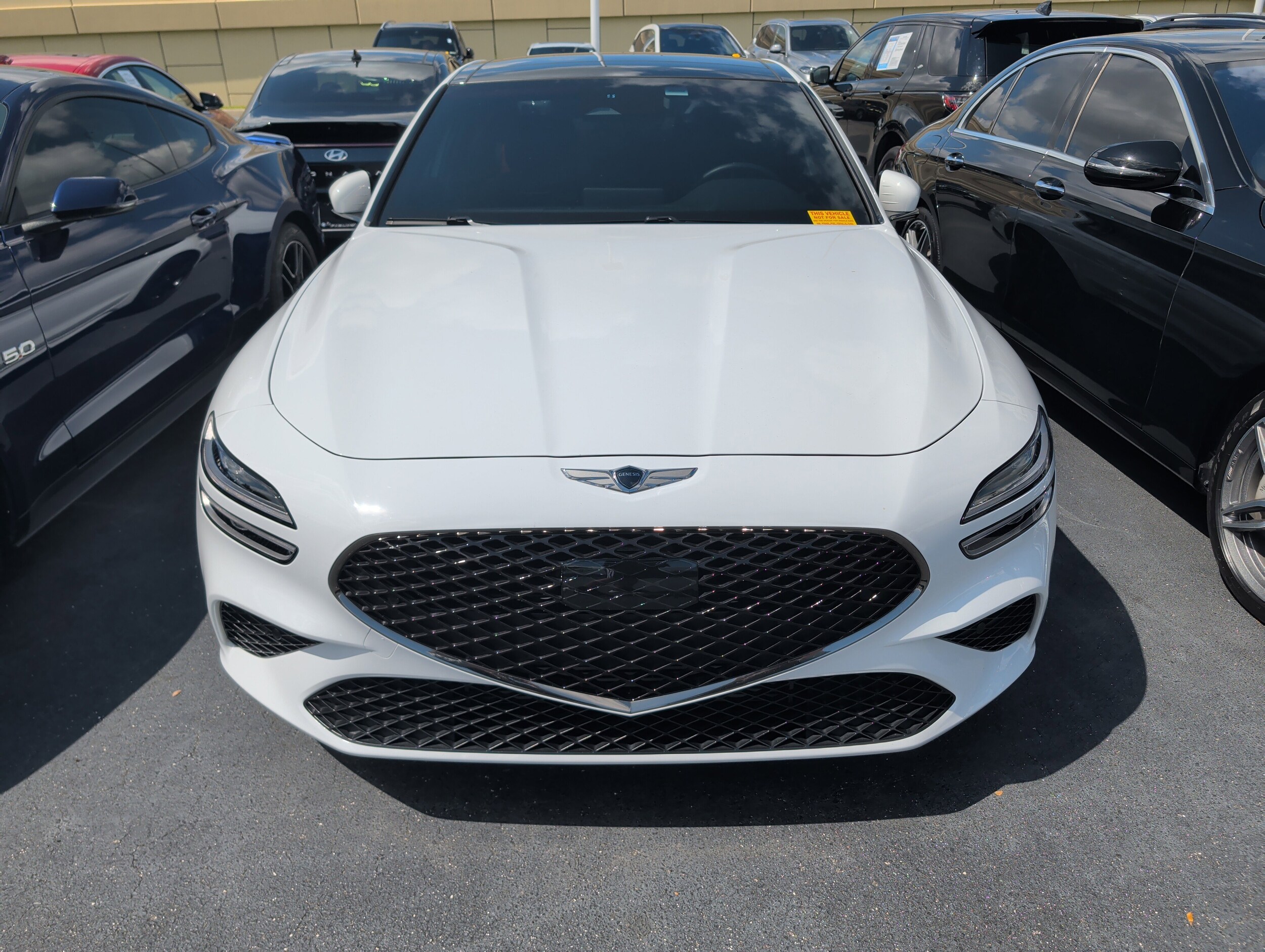 2023 Genesis G70 2.0T photo 2