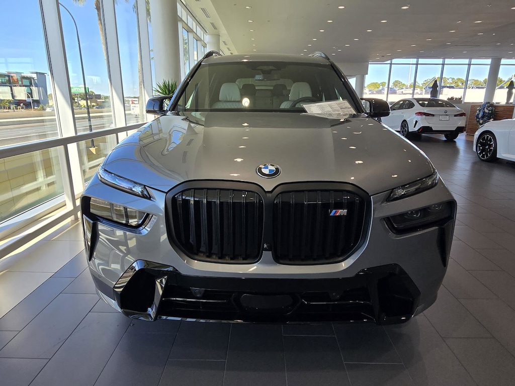 New 2026 BMW X7 M60i SUV