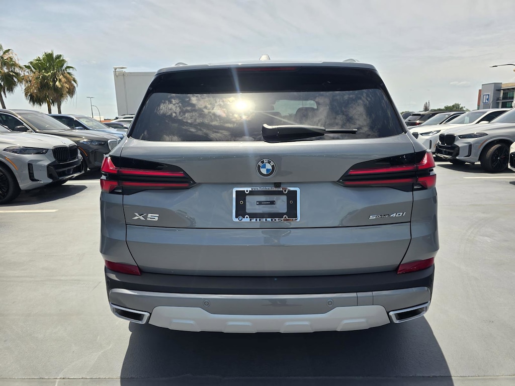 New 2026 BMW X5 sDrive40i SUV