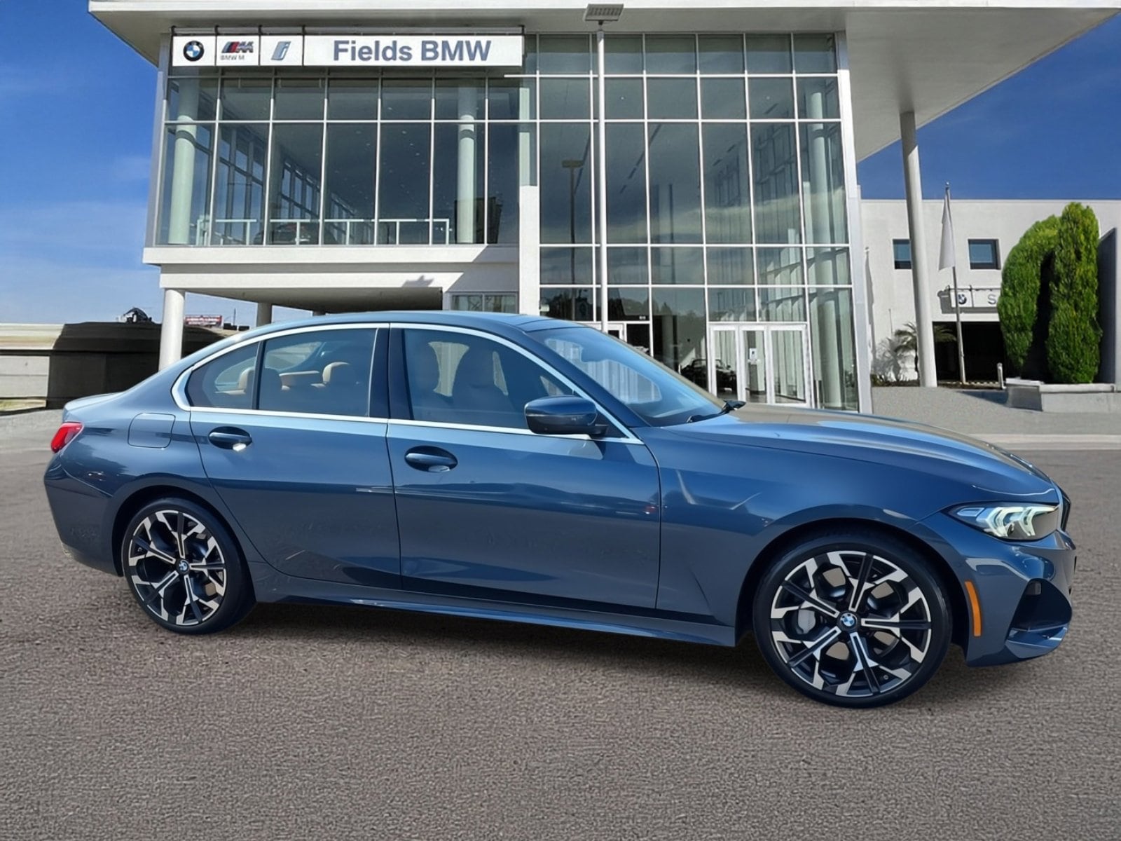 2025 BMW 3 Series 330i
