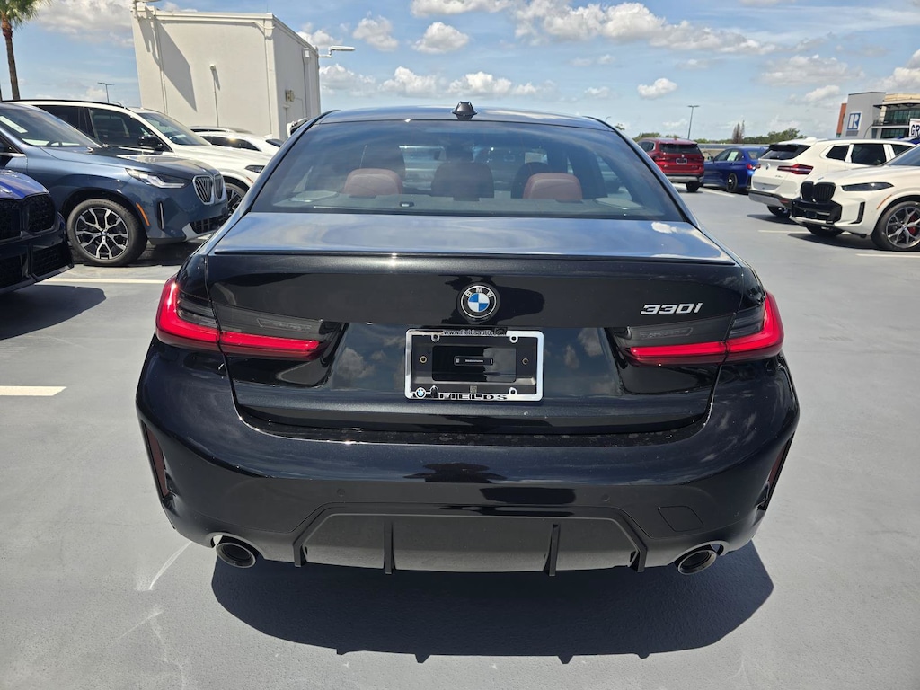 New 2026 BMW 330i Sedan