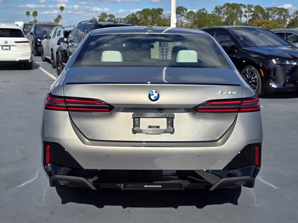 New 2026 BMW 530i Sedan