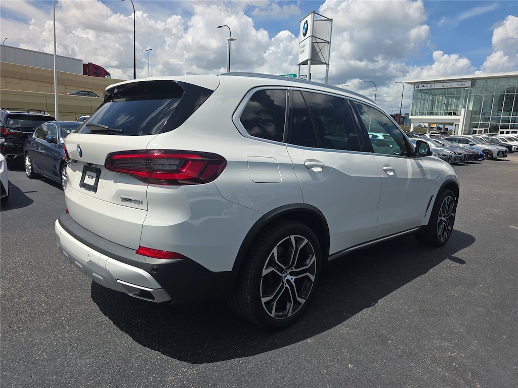 Used 2023 BMW X5 sDrive40i sDrive40i Sports Activity Vehicle