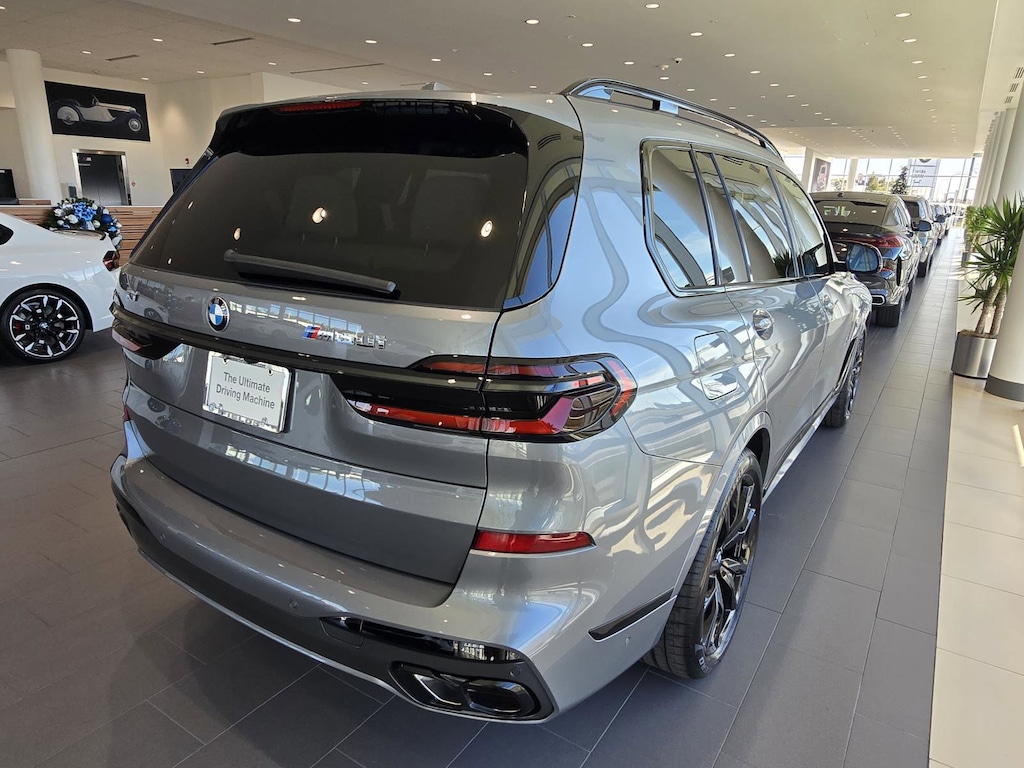 New 2026 BMW X7 M60i SUV