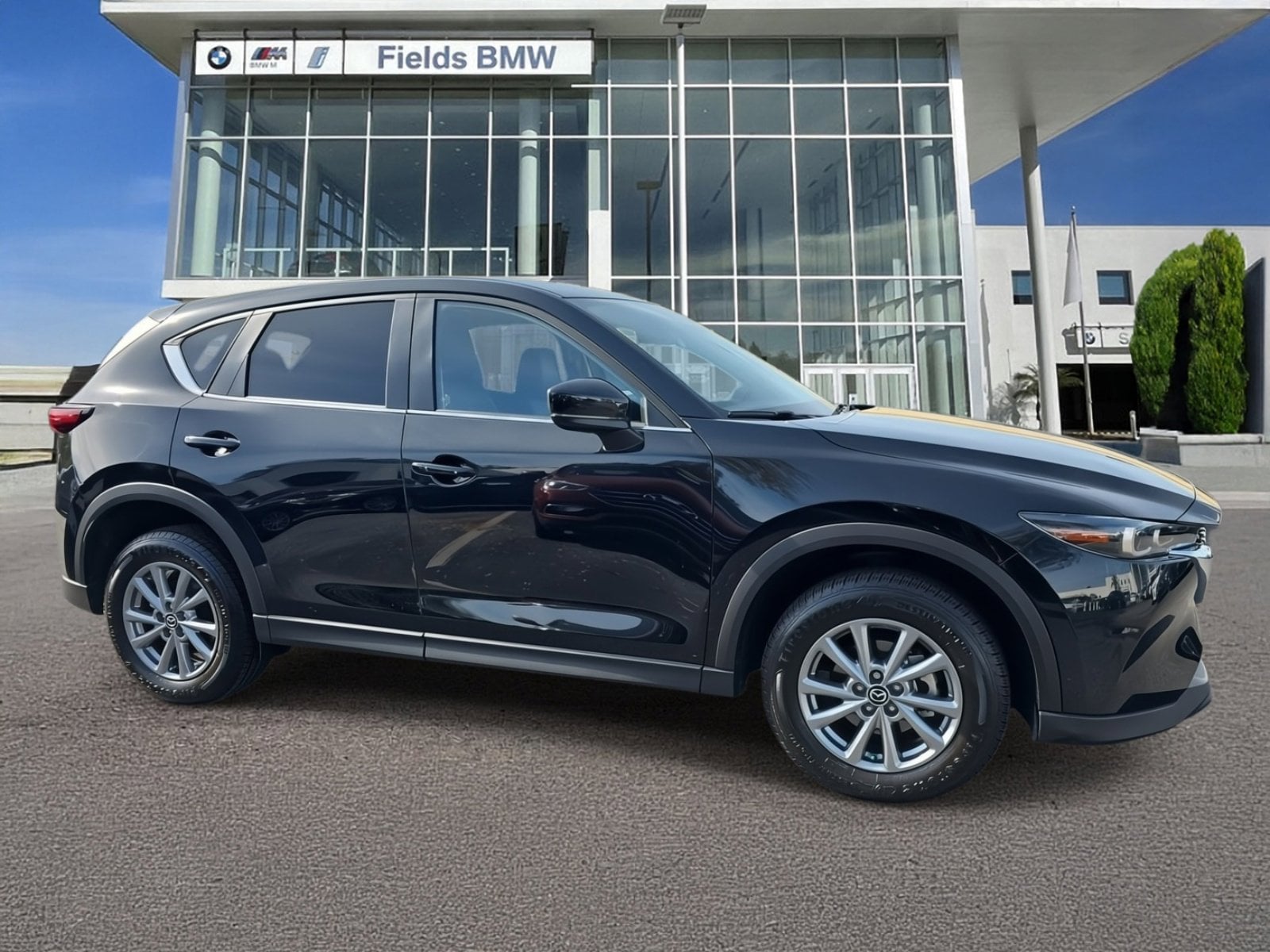 2023 Mazda CX-5 S Preferred package