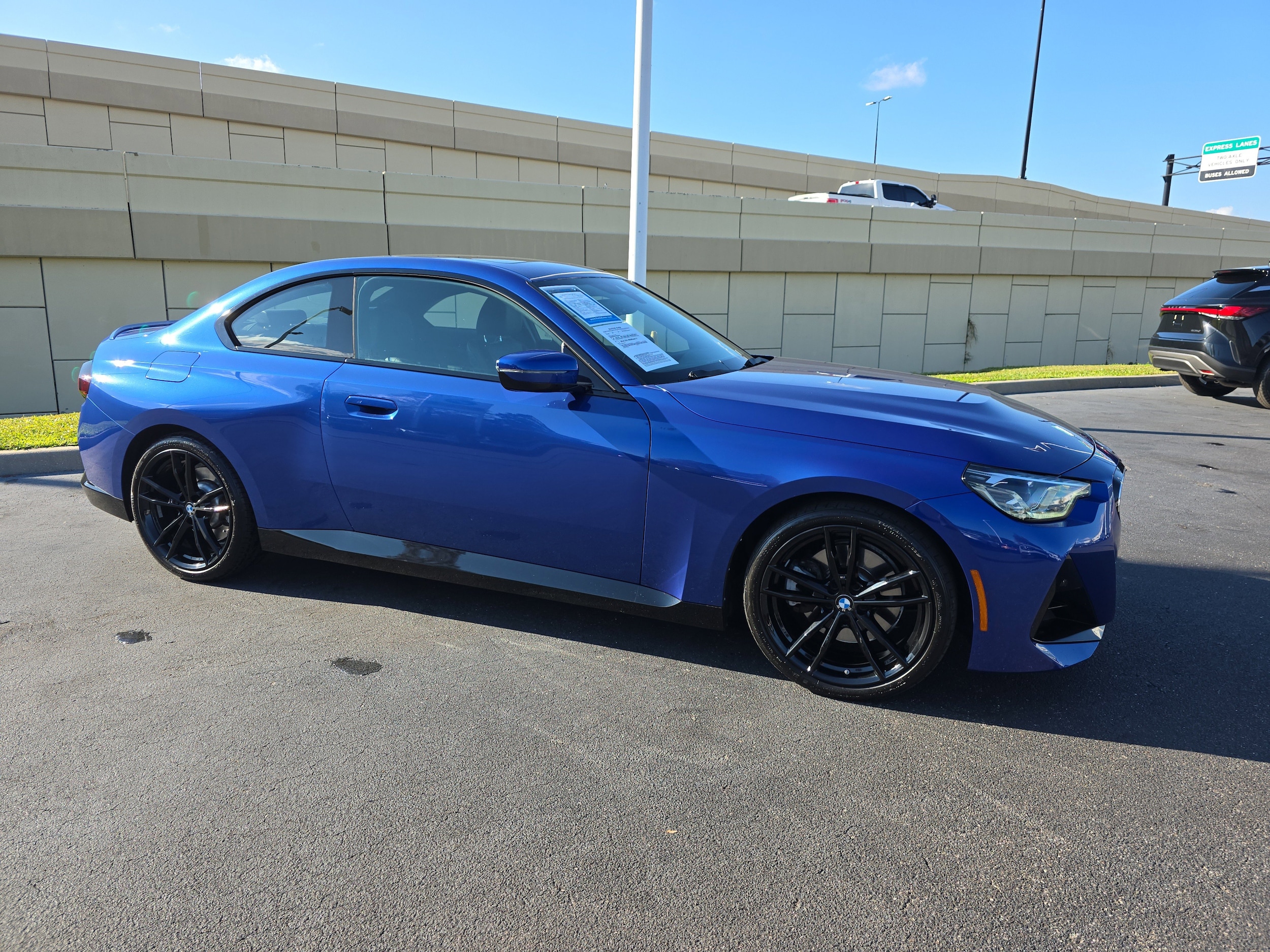 2023 BMW 2 Series 230i's photo