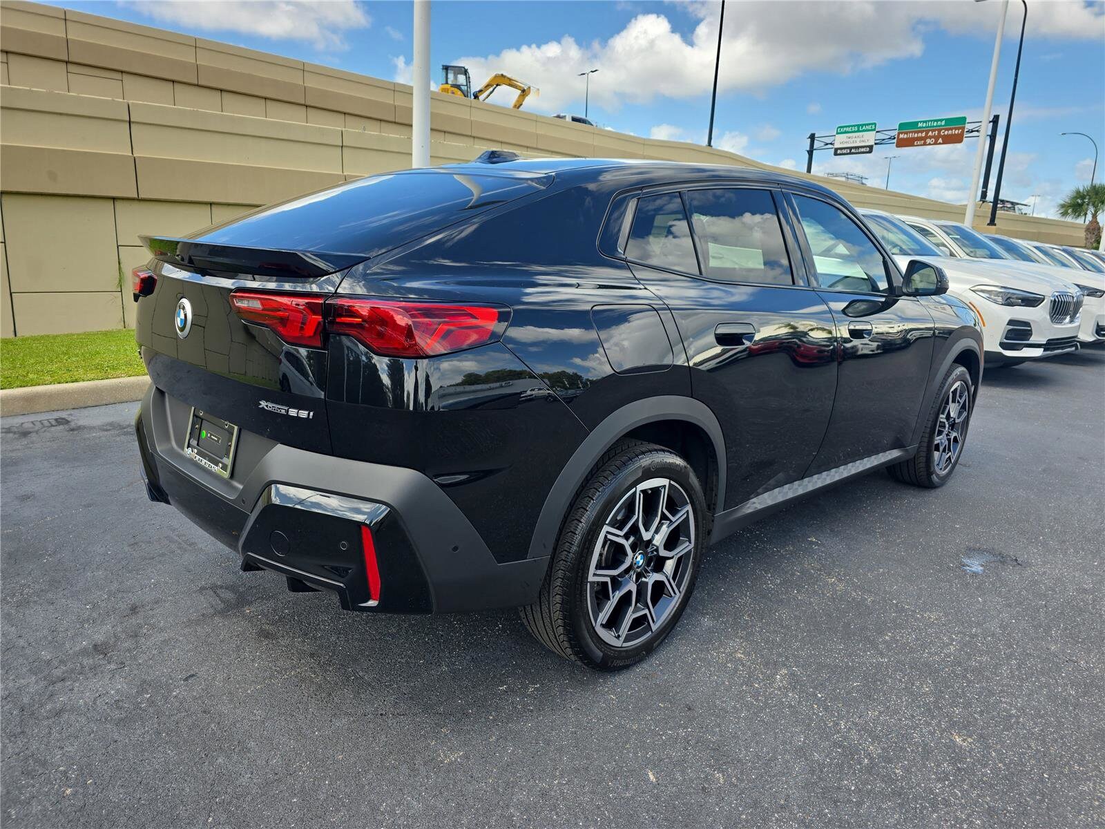 2025 Bmw X2 xDrive28i photo 3