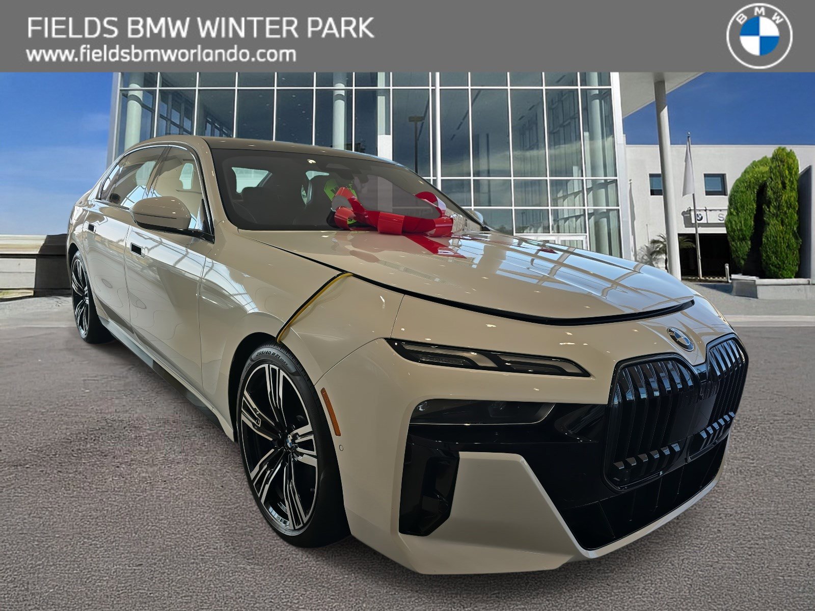 2025 BMW 7 Series 760i's photo