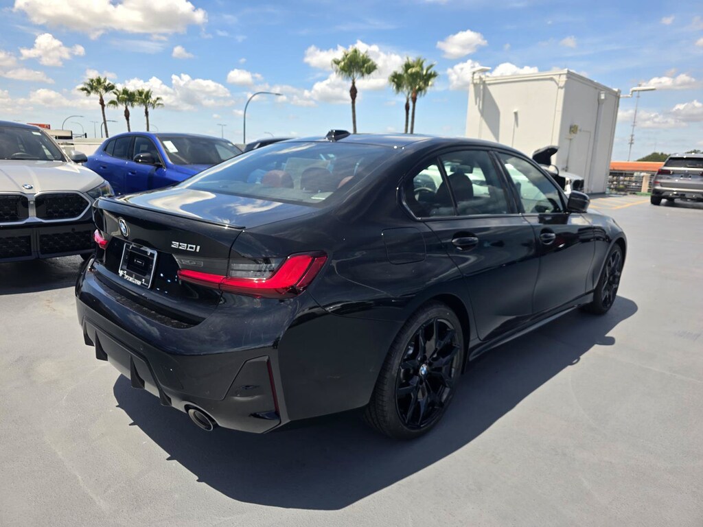 New 2026 BMW 330i Sedan