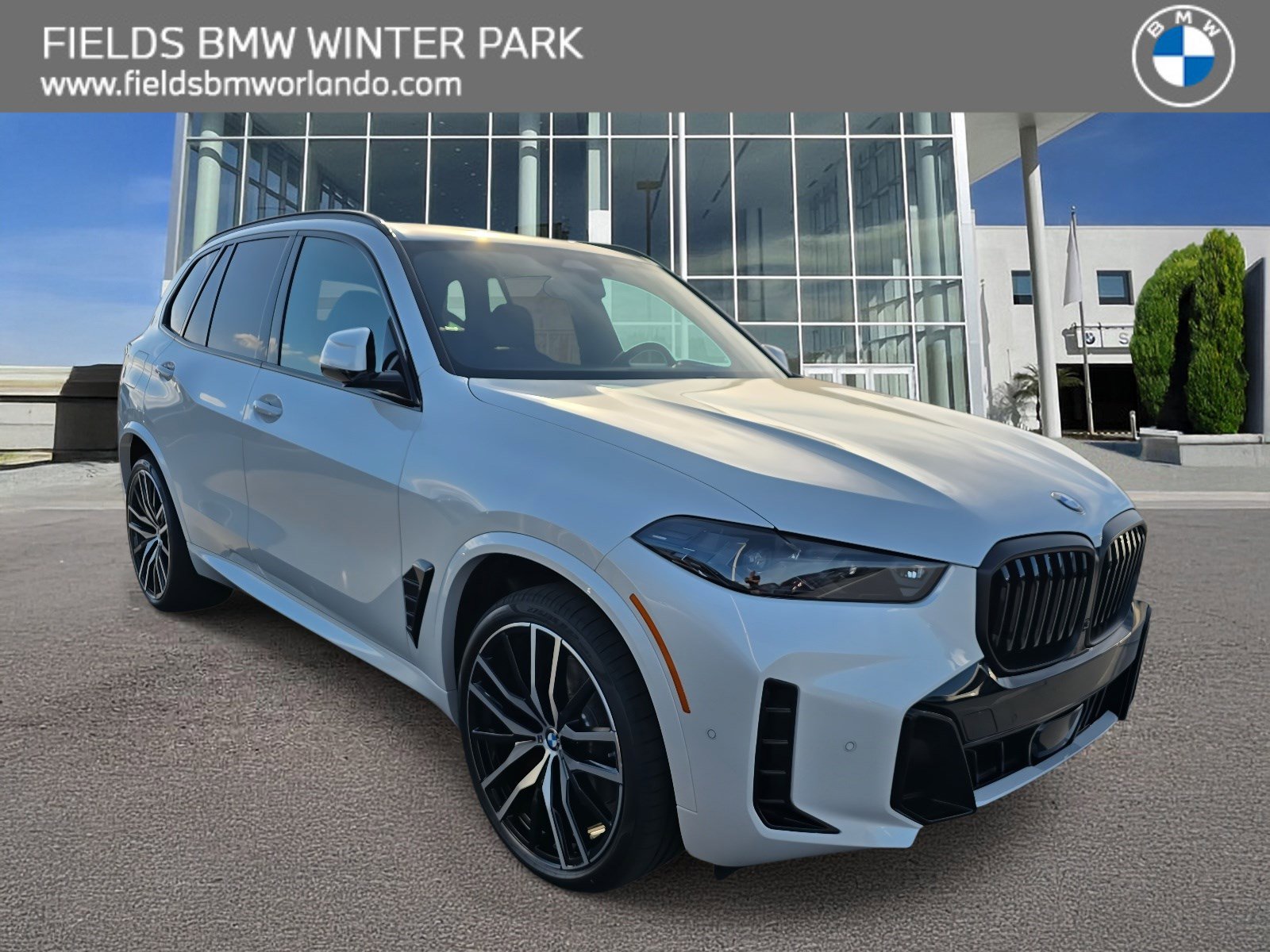 2026 BMW X5 40i's photo