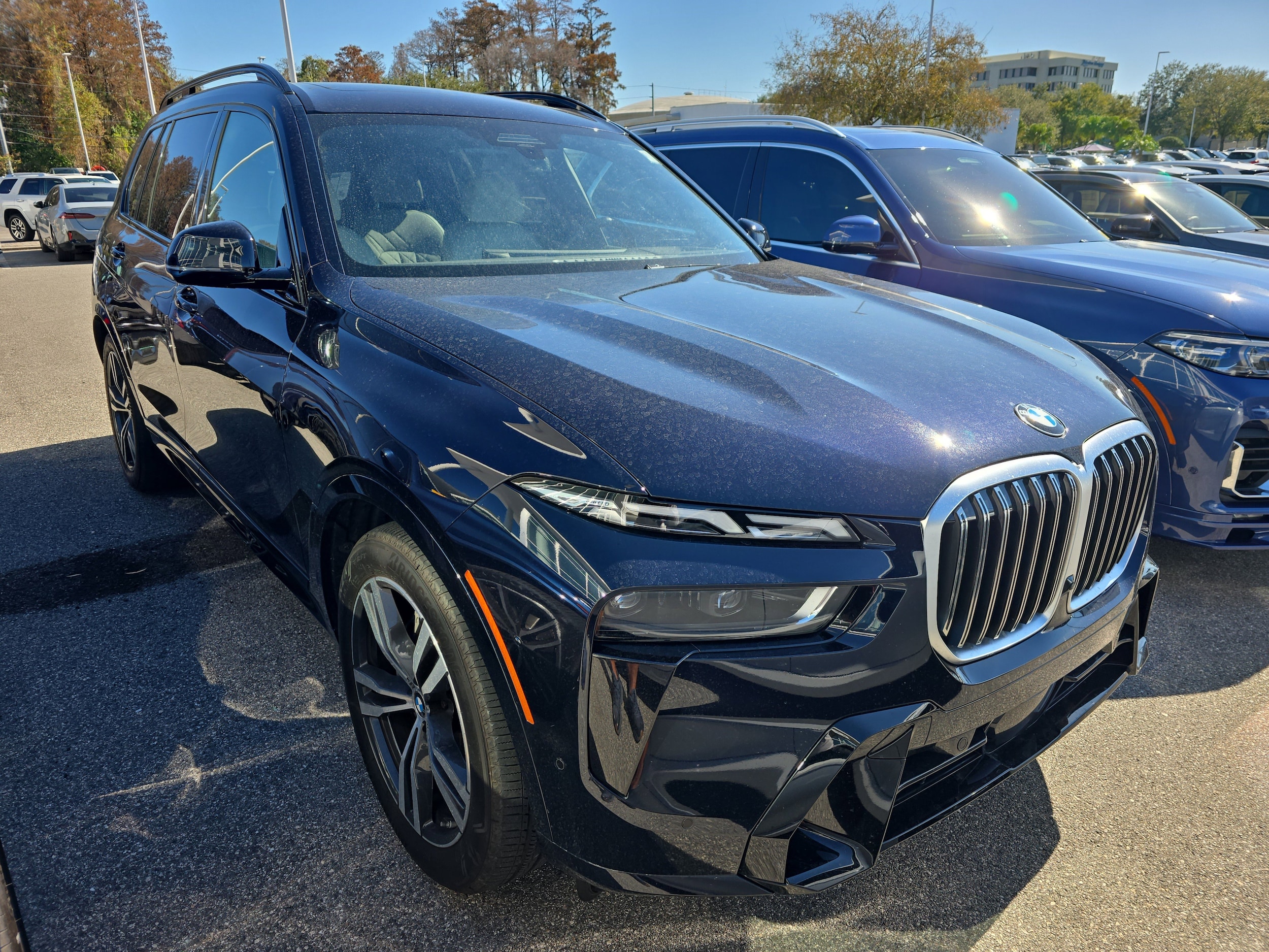 2024 BMW X7 40i's photo