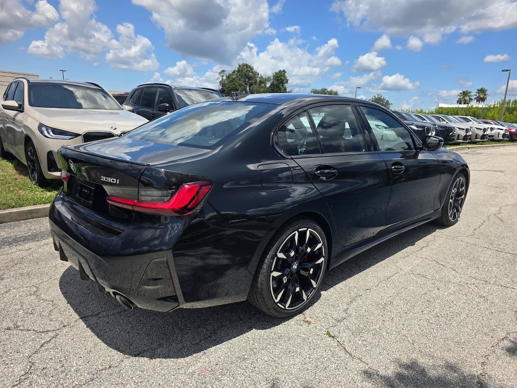 New 2026 BMW 330i Sedan