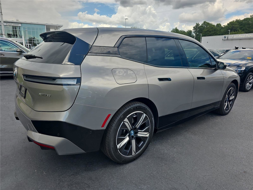 Used 2024 BMW iX xDrive50 xDrive50 Sports Activity Vehicle